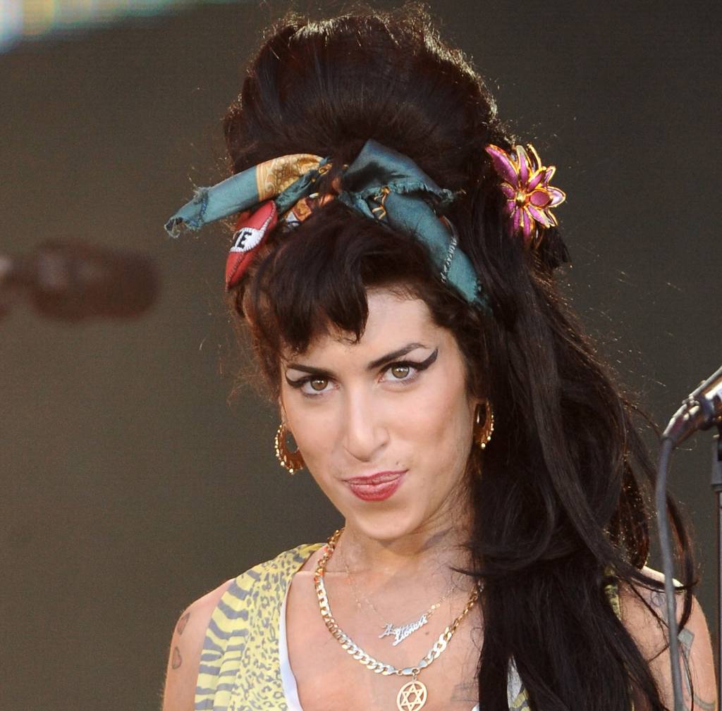 Filme emocionante sobre a trajetória de Amy Winehouse está nos cinemas