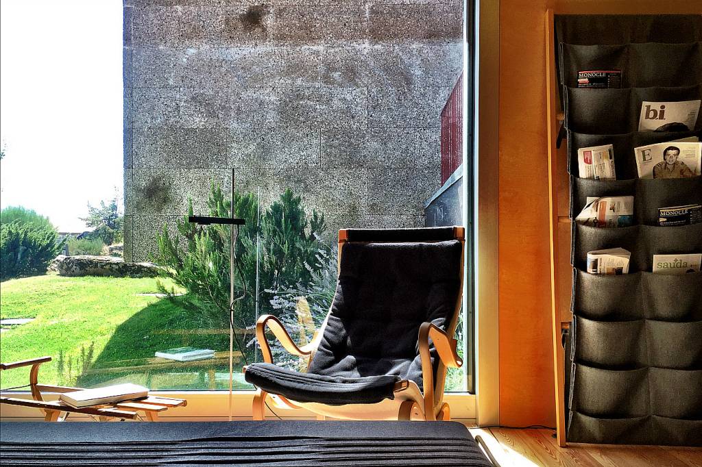 Viagem a Portugal: 5 jeitos de usar burel na decoração