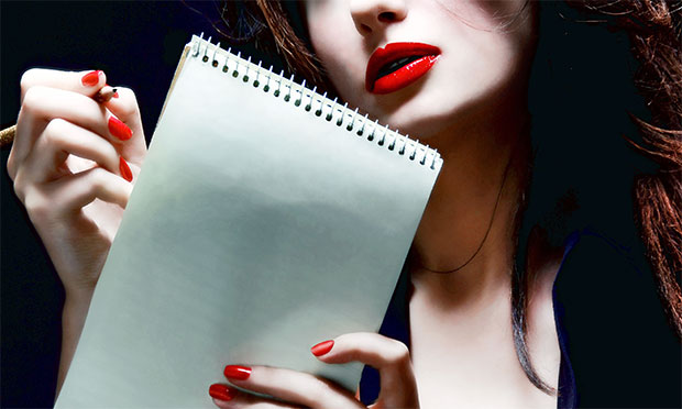 Beleza de emergência: aprendar a fazer dois tipos de maquiagem em 5 minutos