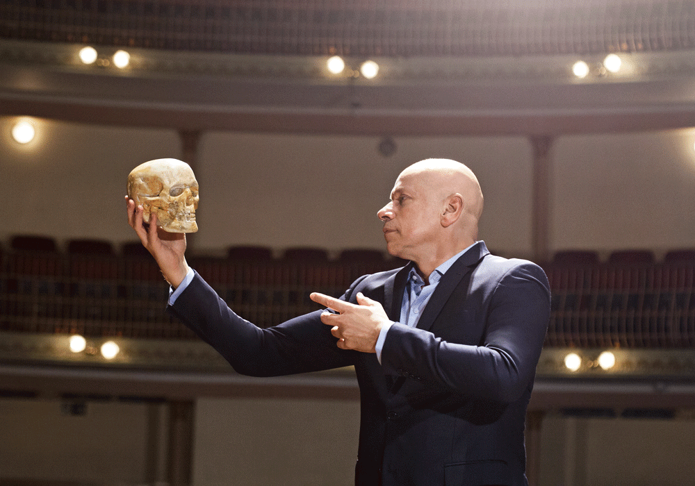 “A fofoca é a arma dos fracos”, diz o escritor Leandro Karnal