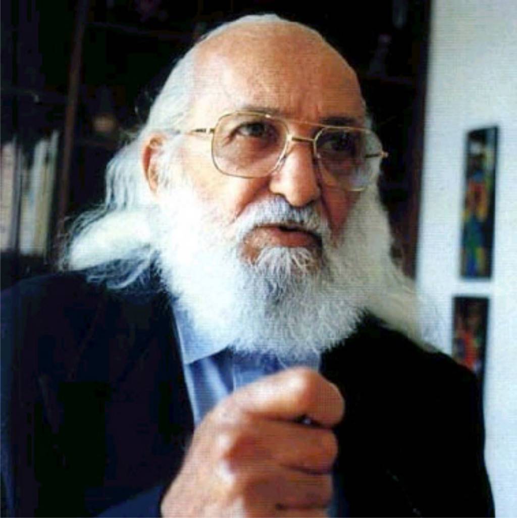 5 frases de Paulo Freire que farão você refletir sobre o dilema de educar