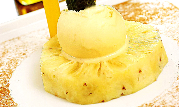 Abacaxi em emulsão de azeite Abacaxi em emulsão de azeite