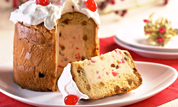 Panetone com sorvete e marshmallow