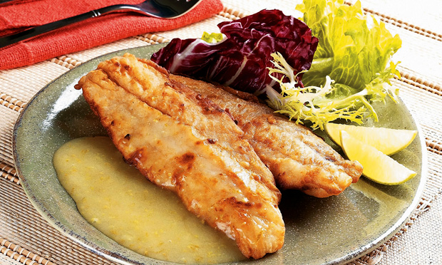 Pescada ao molho de limão Pescada ao molho de limão