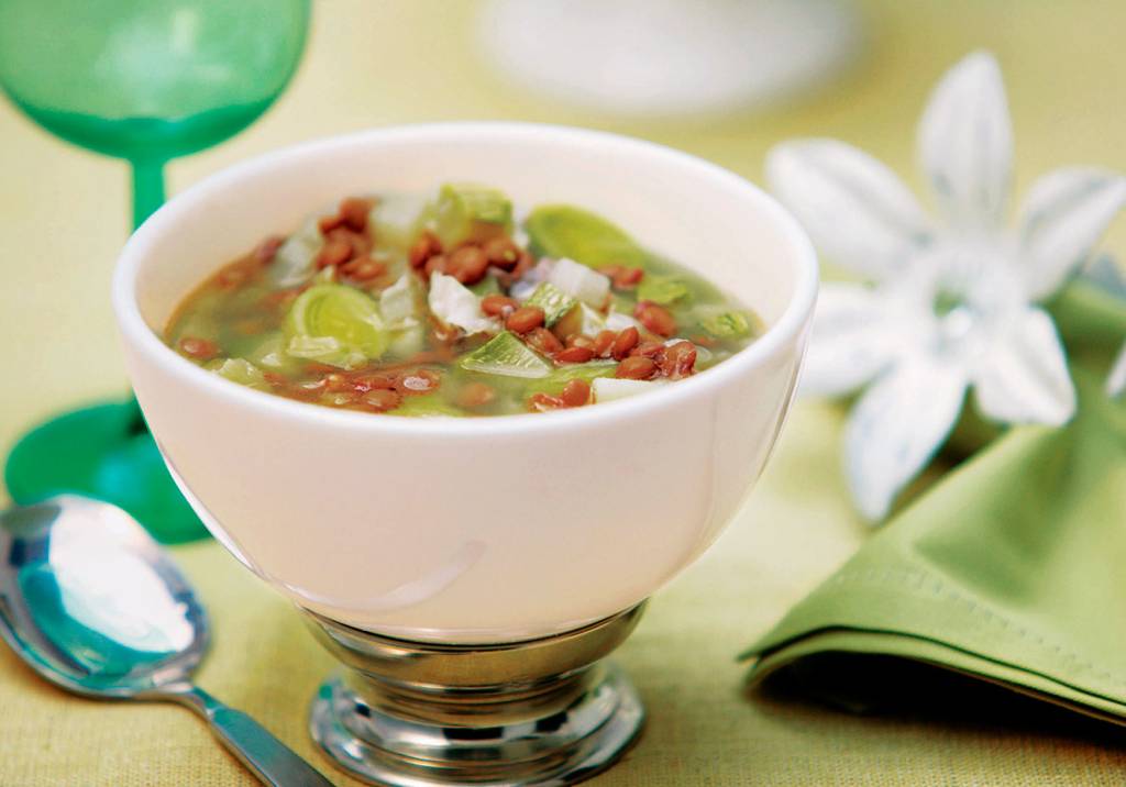 Sopa de legumes com lentilha