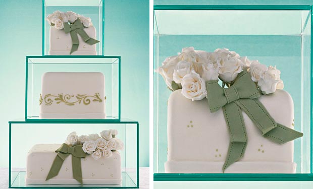 Bolo em caixas de vidro Bolo em caixas de vidro