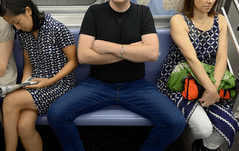 manspreading