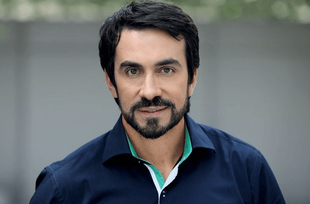 Padre Fábio de Melo se emociona com padaria que doa pão a quem precisa