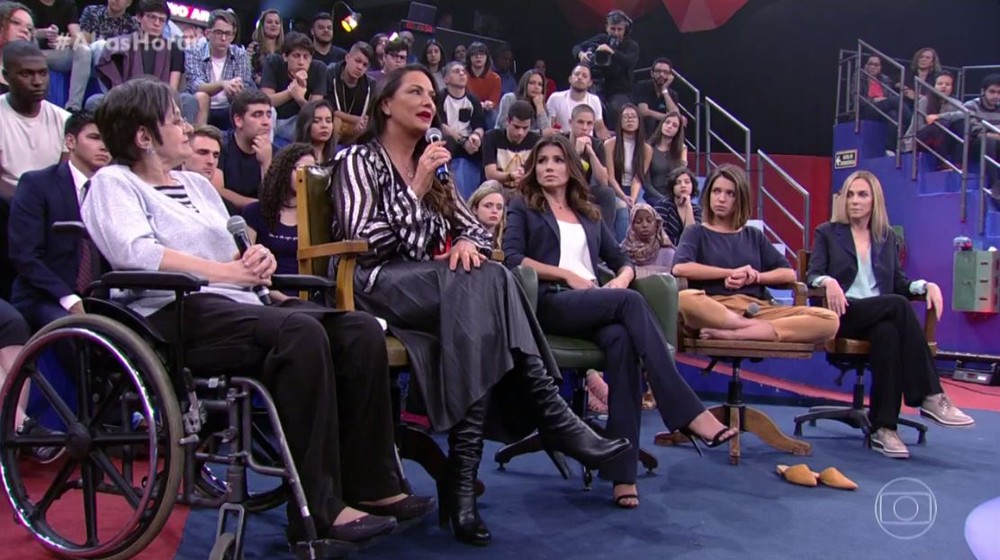 Luiza Brunet: “A violência psicológica destrói nossa existência”