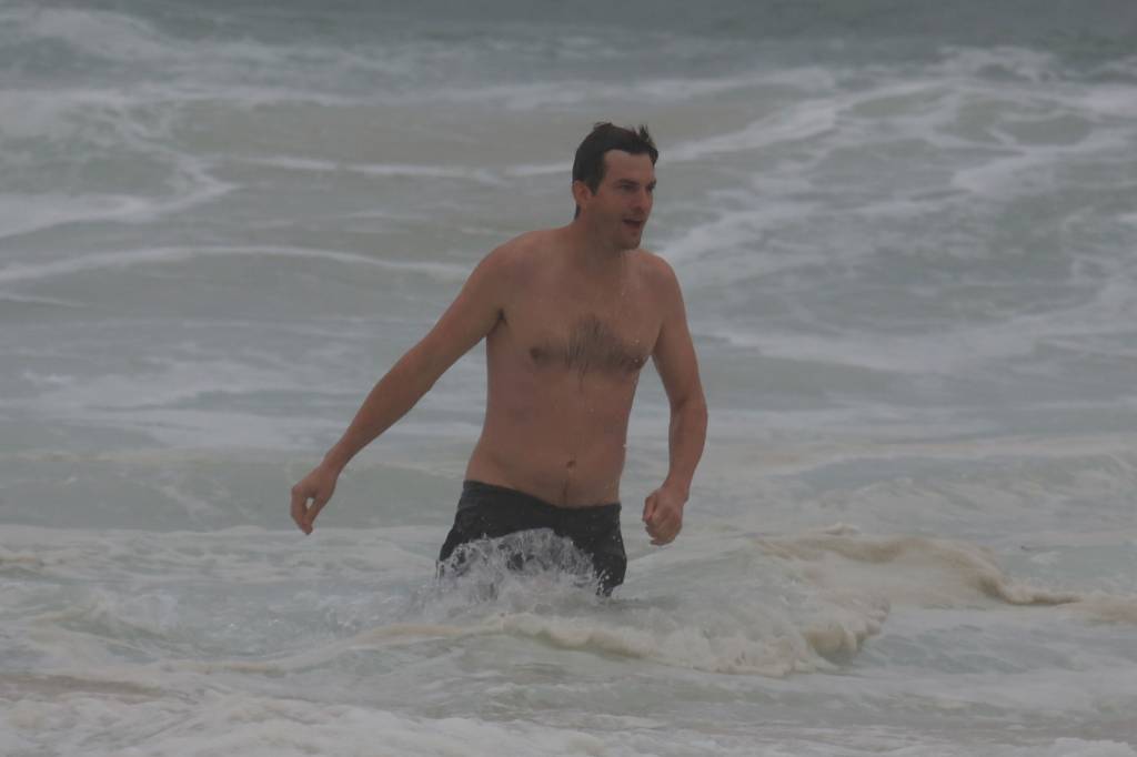 Ashton Kutcher e Madonna estão no Brasil. Saiba o motivo!