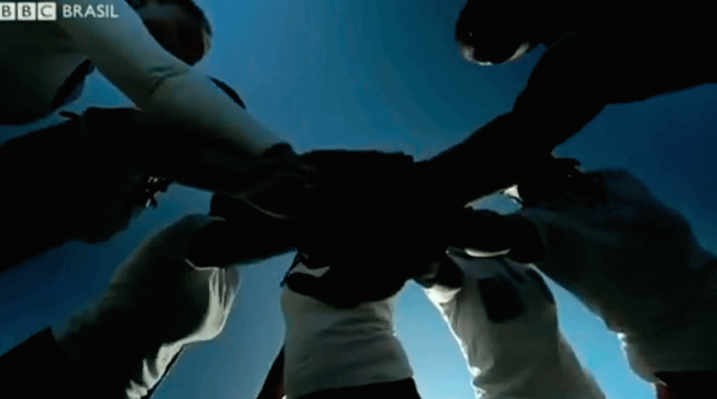 Sul-africana monta time de rúgbi feminino em combate à lesbofobia