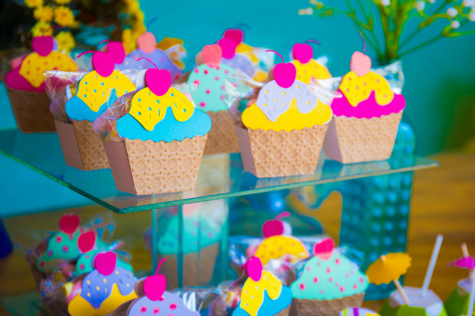 Festa infantil na piscina