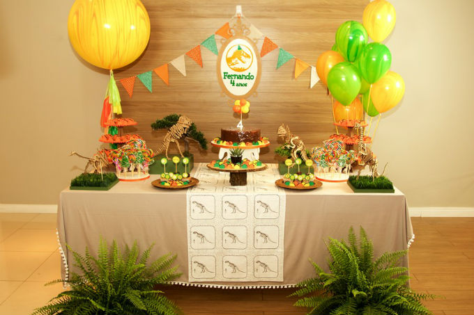 Festa infantil tema dinossauro