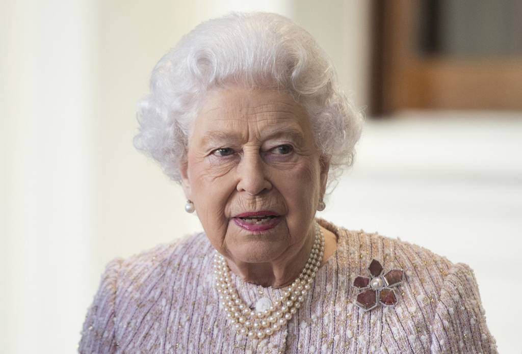 Viva! Rainha Elizabeth II completa 92 anos neste sábado (21)