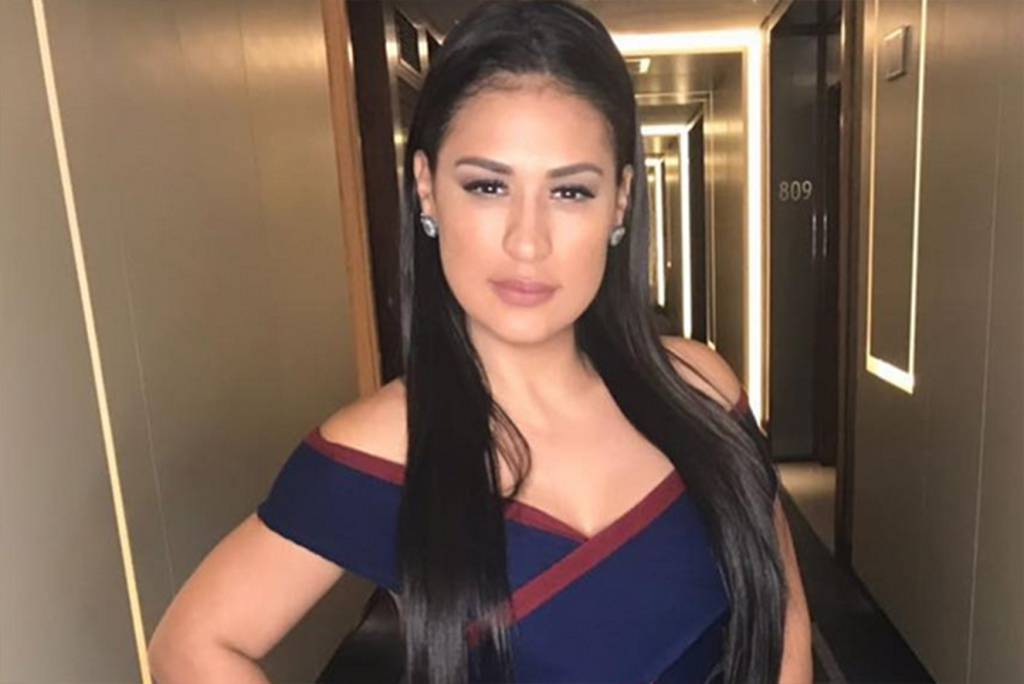 Simone, irmã de Simaria, chora em seu último show