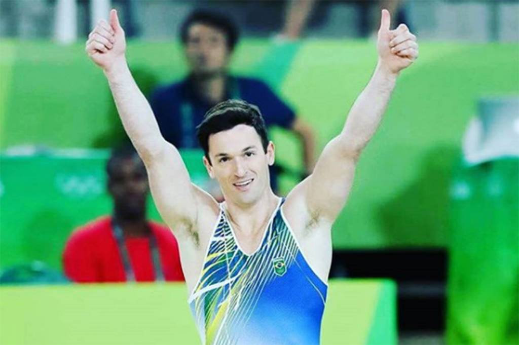 Chorando, Diego Hypólito anuncia aposentaria