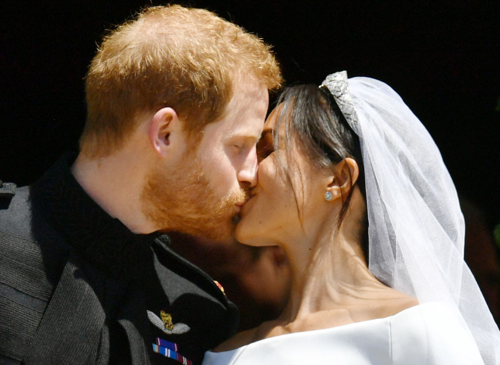 beijo-meghan-harry Casamento Real - Beijos de príncipe Harry e Meghan Markle