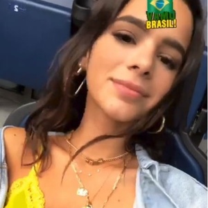 bruna marquezine ve jogo do brASIL Na russia bruna marquezine ve jogo do brASIL Na russia