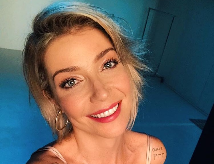 Luiza Possi publica foto de derreter o coração com filho de 2 meses