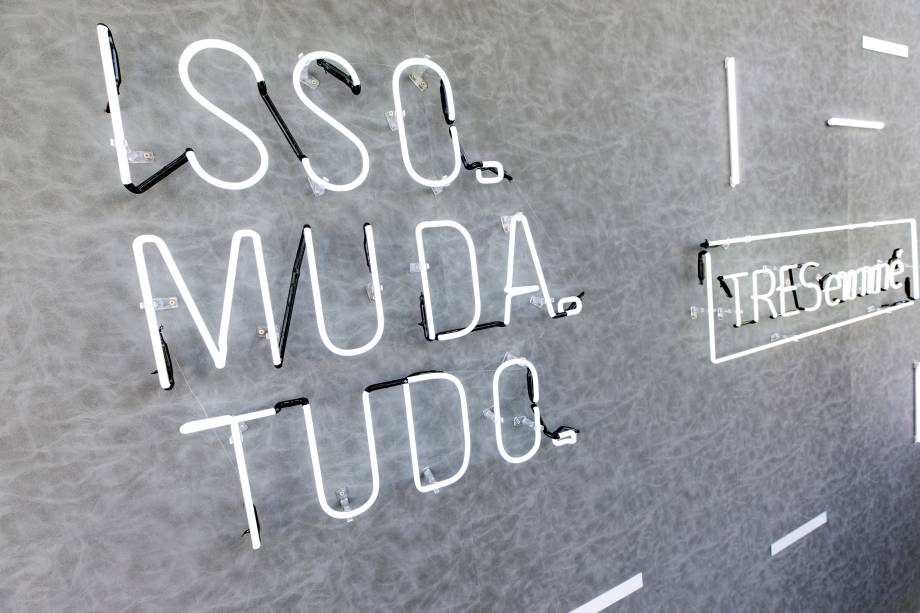 <span>Durante o evento, que aconteceu em setembro, TRESemmé promoveu uma série de atividades com experiências diferenciadas: workshops, talks e momentos de cuidados com os fios.</span> <span>Durante o evento, que aconteceu em setembro, TRESemmé promoveu uma série de atividades com experiências diferenciadas: workshops, talks e momentos de cuidados com os fios.</span>