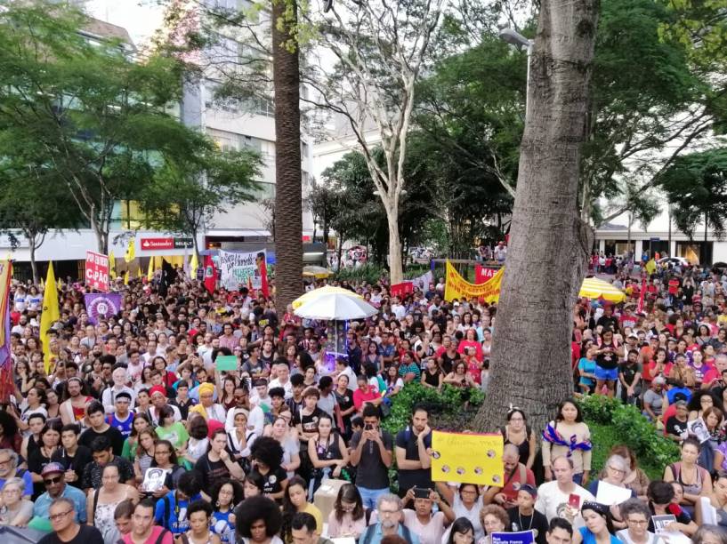 Manifestantes se encontraram na Praça Oswaldo Cruz, em São Paulo, em manifestação que marcou 1 ano do asssassinato de Marielle Franco