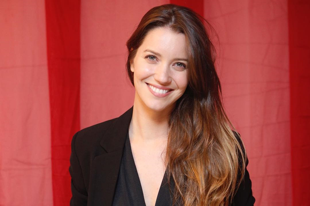 Nathalia Dill