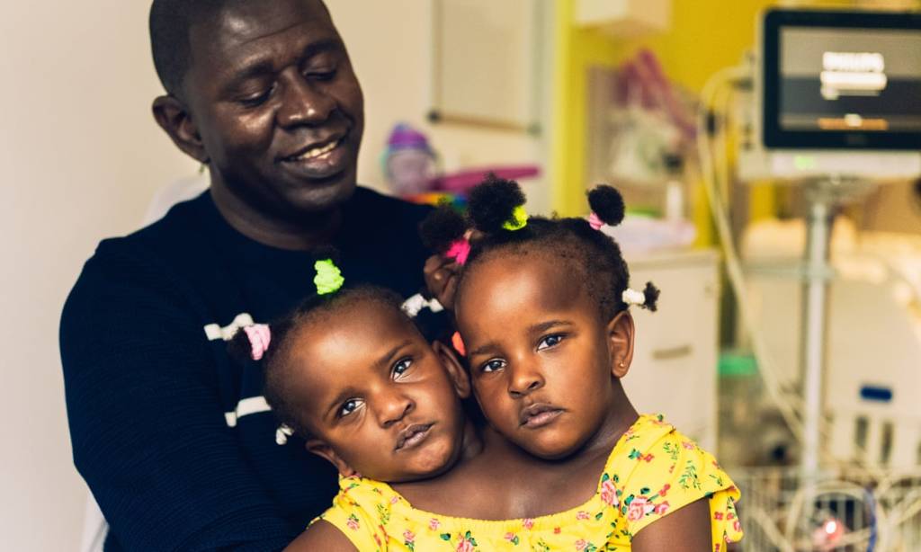 Pai precisou escolher entre salvar uma filha ou deixar as duas morrerem