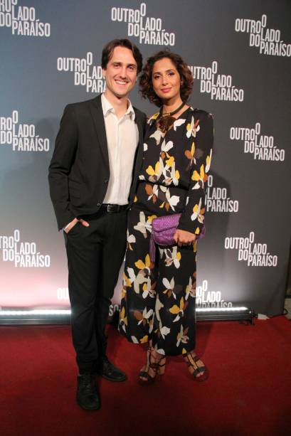 <span>Igor Angelkorte e </span>Camila Pitanga