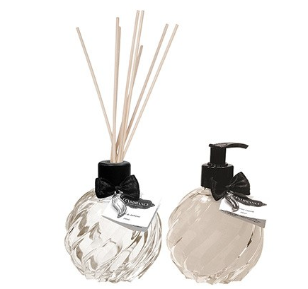 Kit Aromático Alecrim. <a href="https://www.giulianaflores.com.br/kit-aromatico-alecrim/p28878/?partner=google_shopping&gclid=EAIaIQobChMI6KCYhYe34QIViw2RCh3ylwhzEAkYAyABEgJPoPD_BwE">Giuliana Flores</a>, R$ 183,90 Kit Aromático Alecrim. <a href="https://www.giulianaflores.com.br/kit-aromatico-alecrim/p28878/?partner=google_shopping&gclid=EAIaIQobChMI6KCYhYe34QIViw2RCh3ylwhzEAkYAyABEgJPoPD_BwE">Giuliana Flores</a>, R$ 183,90