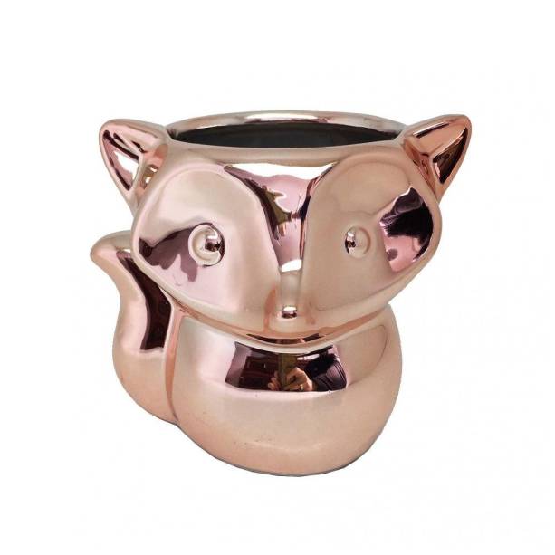 Vaso cachepot em cerâmica com 9 cm de altura. <a href="https://www.casasbahia.com.br/decoracao/VasoseCachepots/vaso-cachepot-raposa-rose-gold-1500935304.html" target="_blank" rel="noopener">Casas Bahia</a>, R$ 32,89