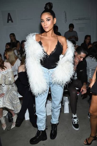 no desfile da <strong>Jonathan Simkhai</strong>. no desfile da <strong>Jonathan Simkhai</strong>.