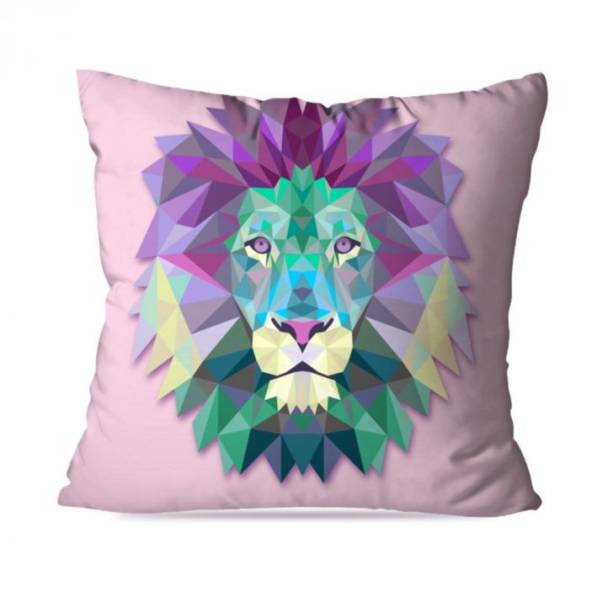 Capa de almofada Leão Geométrico, de poliéster, 35 x 35 cm. <a href="https://www.mobly.com.br/capa-de-almofada-avulsa-decorativa-leao-geometrico-35x35cm-634406.html#a=3|p=7|pn=23|t=Categoria|c=351|s=0" target="_blank" rel="noopener">Mobly</a>, R$ 24,90 Capa de almofada Leão Geométrico, de poliéster, 35 x 35 cm. <a href="https://www.mobly.com.br/capa-de-almofada-avulsa-decorativa-leao-geometrico-35x35cm-634406.html#a=3|p=7|pn=23|t=Categoria|c=351|s=0" target="_blank" rel="noopener">Mobly</a>, R$ 24,90