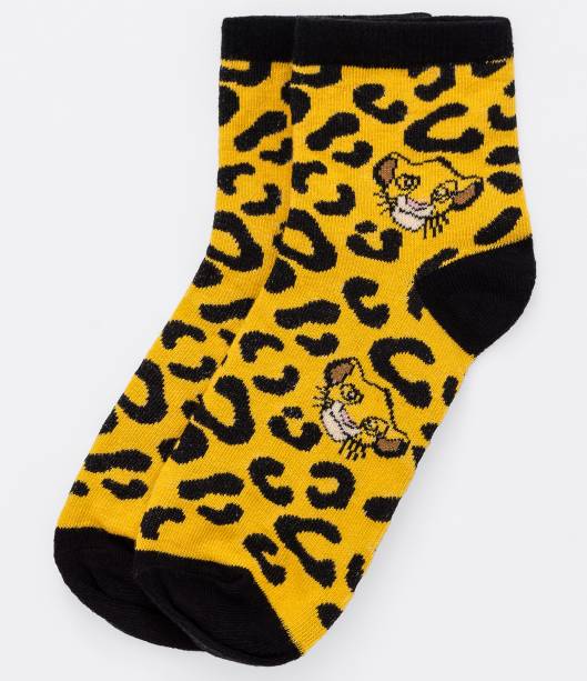 Meia cano médio estampa Rei Leão, R$ 15,90 - Renner Meia cano médio estampa Rei Leão, R$ 15,90 - Renner