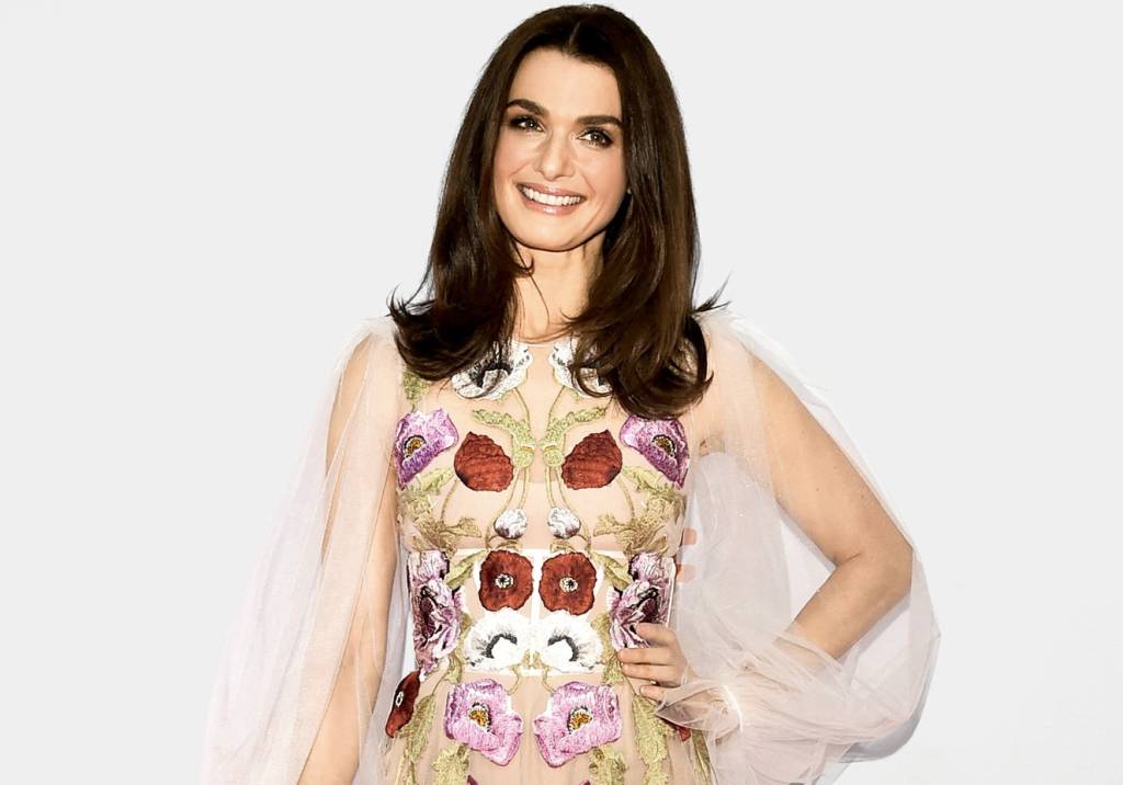 3 vestidos floridos das famosas perfeitos para casamentos de dia