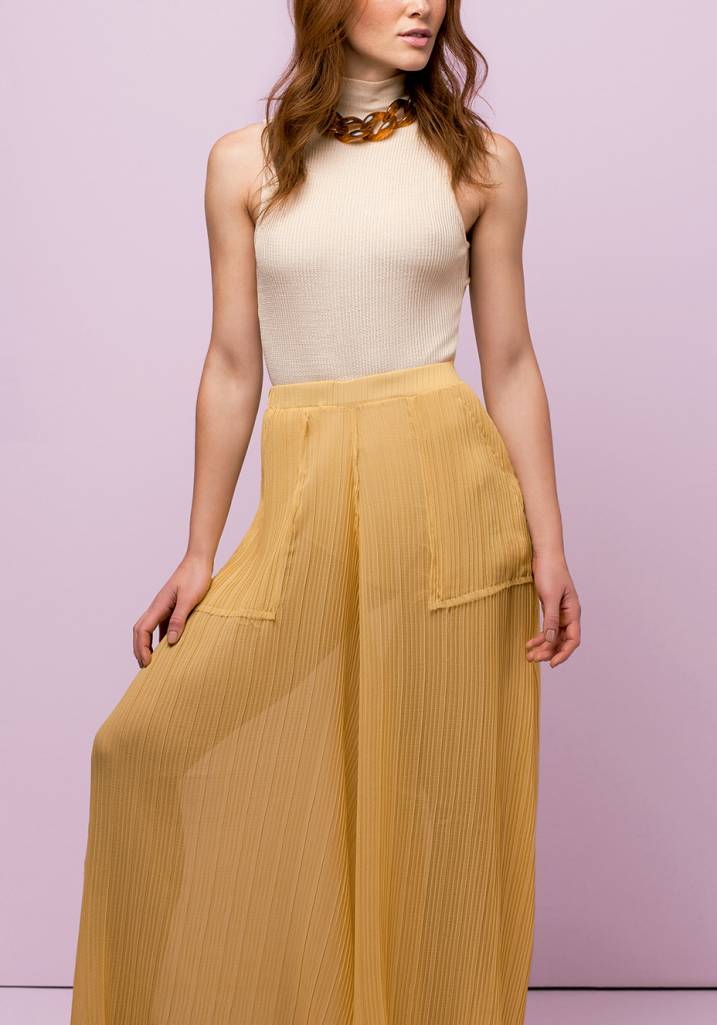 Pe&ccedil;as e acess&oacute;rios que v&atilde;o bombar no ver&atilde;o 2017