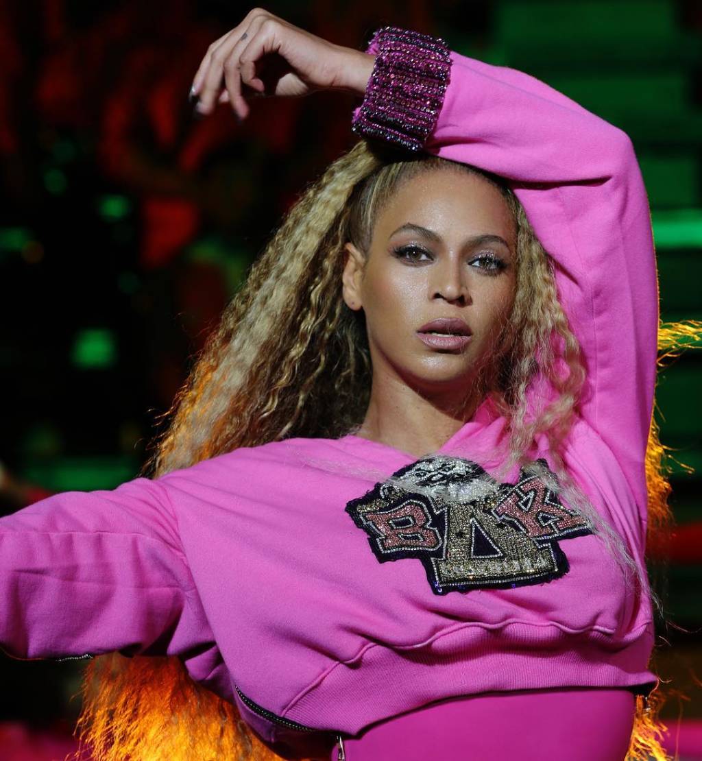 Beyoncé assina contrato com a Adidas e se torna parceira criativa da marca