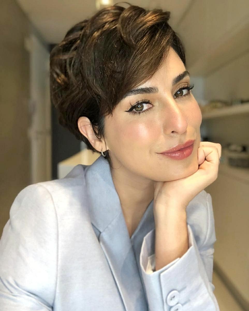 Fe Paes Leme rebate críticas que recebeu após cortar o cabelo curtinho