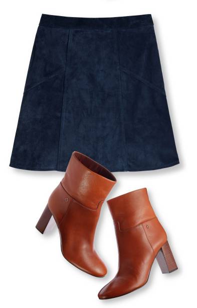 Saia de suede, Forever 21, R$ 150, tel. (11) 5181 2730. Botas de couro, Capodarte, R$ 590, tel. (51) 3599 8850.