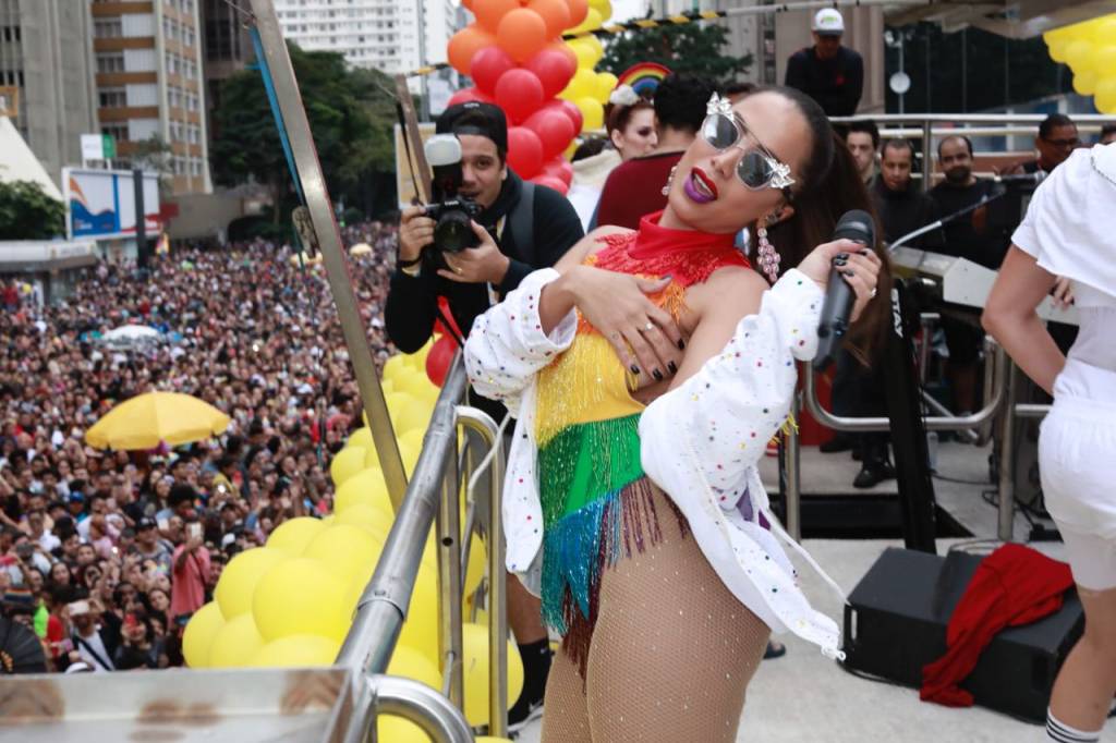 Parada do Orgulho LGBT de SP: veja fotos e tudo que rolou