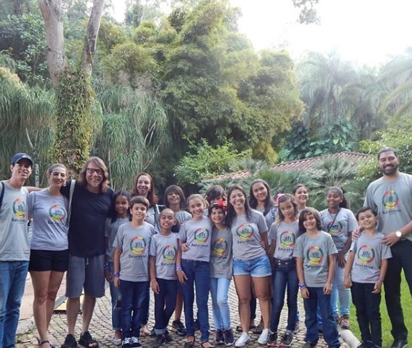 Batucabrum: o projeto que ajuda Brumadinho a superar o luto