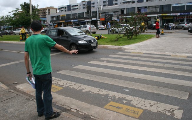 brasc3adlia-faixa-de-pedestres