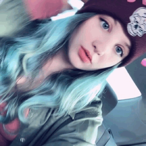 Garota com o cabelo azul (GIF) cabelo-azul