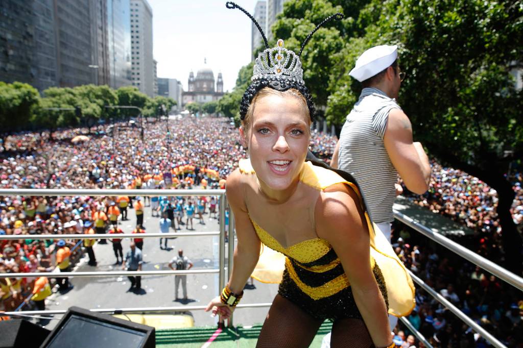 Carolina Dieckmann no Bloco da Preta