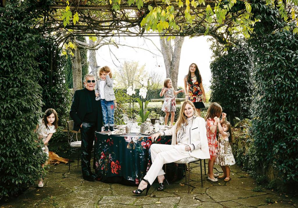 Conheça a casa em que o estilista Roberto Cavalli vive há 35 anos, em Florença