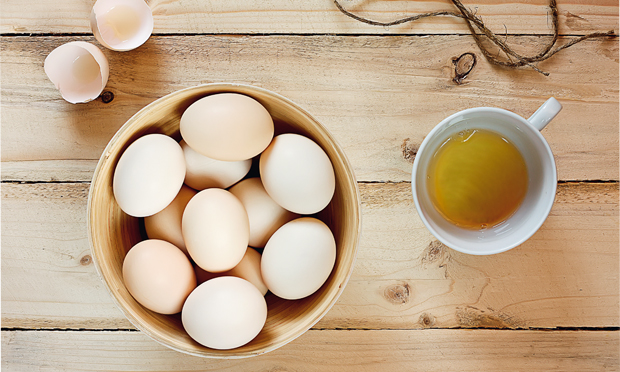Clara de ovo ajuda a eliminar até 5 kg por mês e aumenta a produção de colágeno