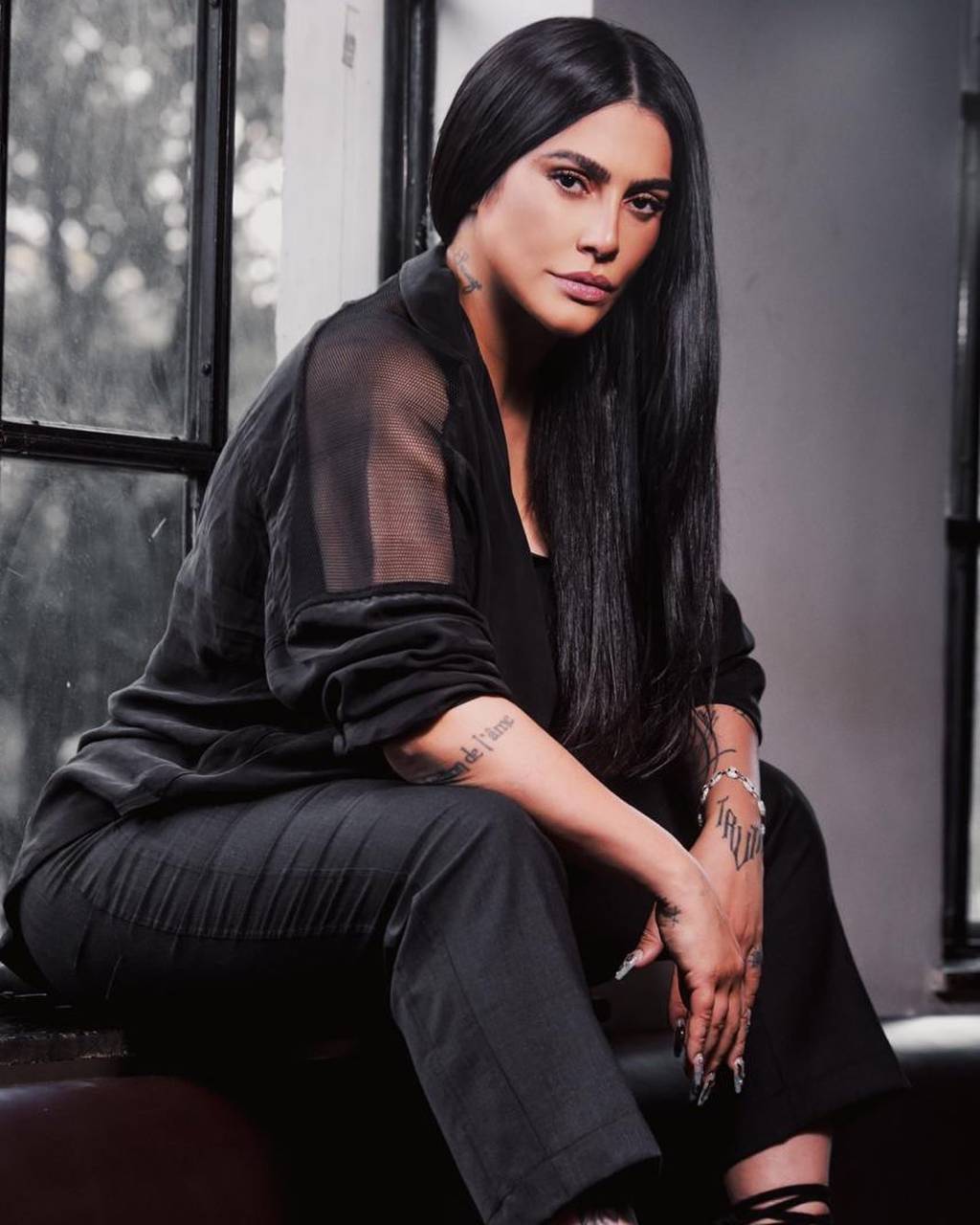 Cleo tem conta do Instagram invadida por hackers e faz alerta no Twitter