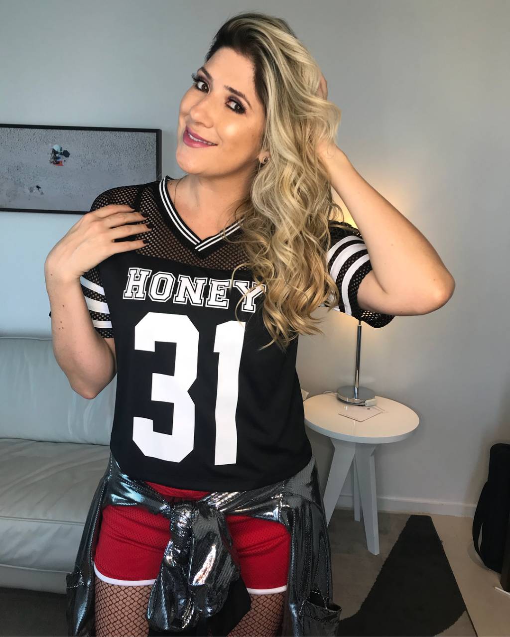 ‘Altas Horas’ surpreende Calabresa com vídeo dela na plateia antes da fama