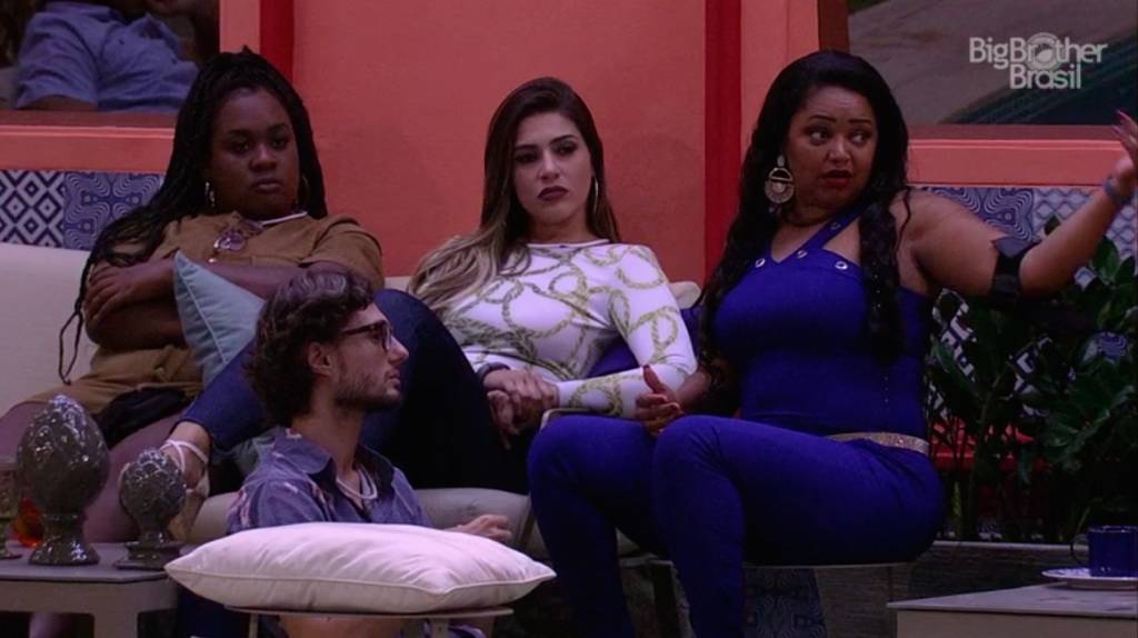 elis-se-defende-bbb17