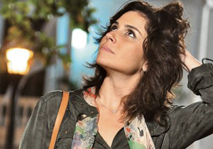 O visual da designer vivida por Giovanna Antonelli na novela Aquele Beijo