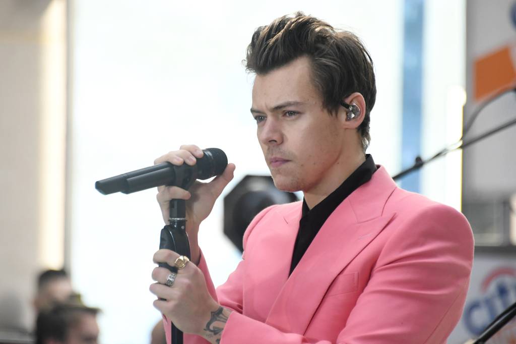 Harry Styles Performs On NBC’s “Today”